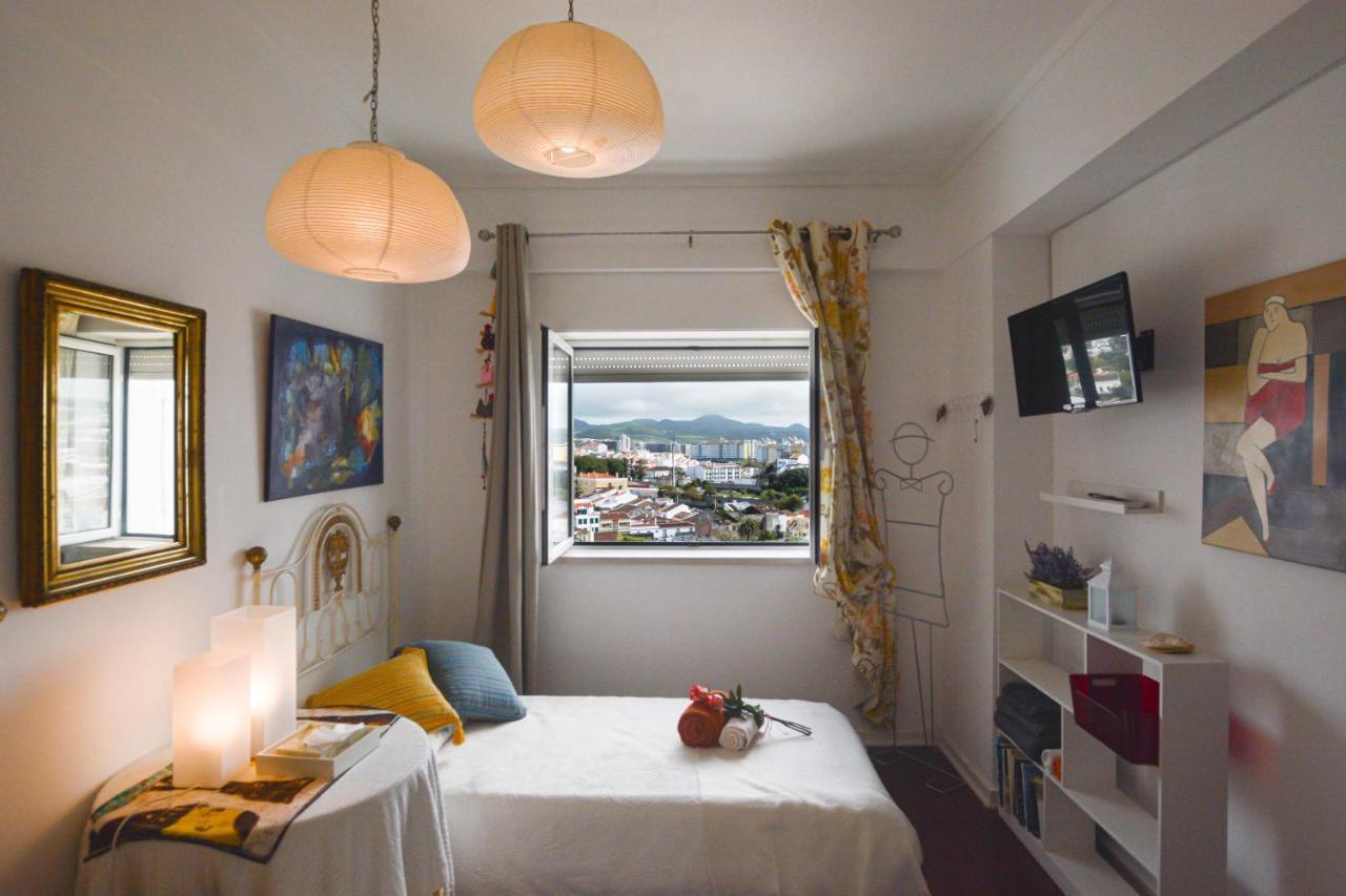 Marina Tower Center Apartment